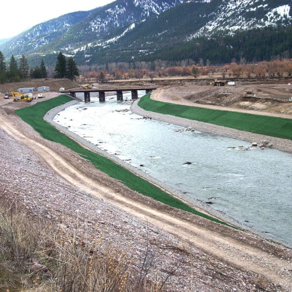HPTRM boarding a large river to prevent erosion