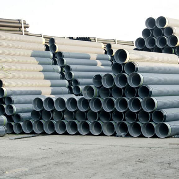 Large delivery of HP Storm Pipe from Ferguson Waterworks